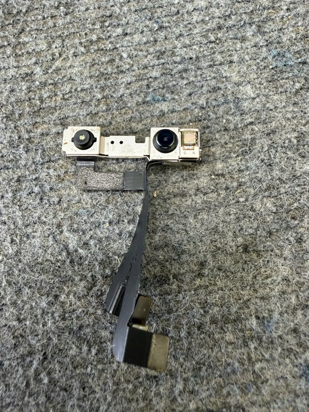 Camera Trước Zin Bóc Máy iPhone 11 Pro (Model A2160, A2217, A2215)